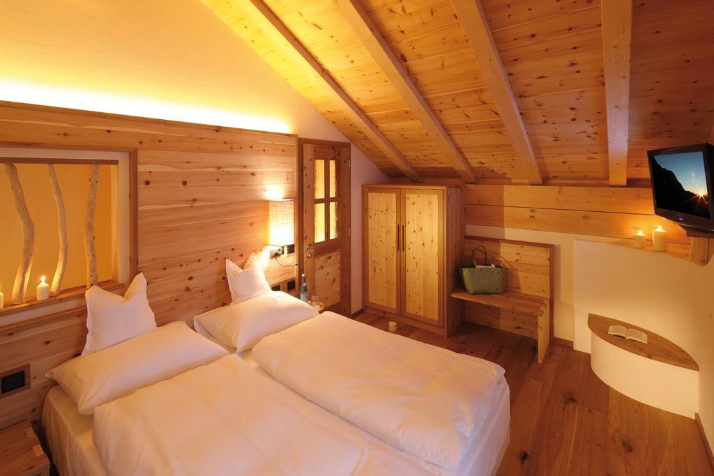 Dolomites Living Hotel Tirler アルペ・ディ・シウージ 部屋 写真