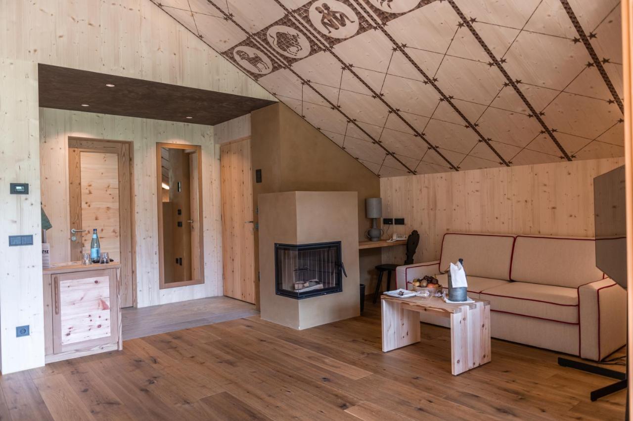 Dolomites Living Hotel Tirler アルペ・ディ・シウージ エクステリア 写真
