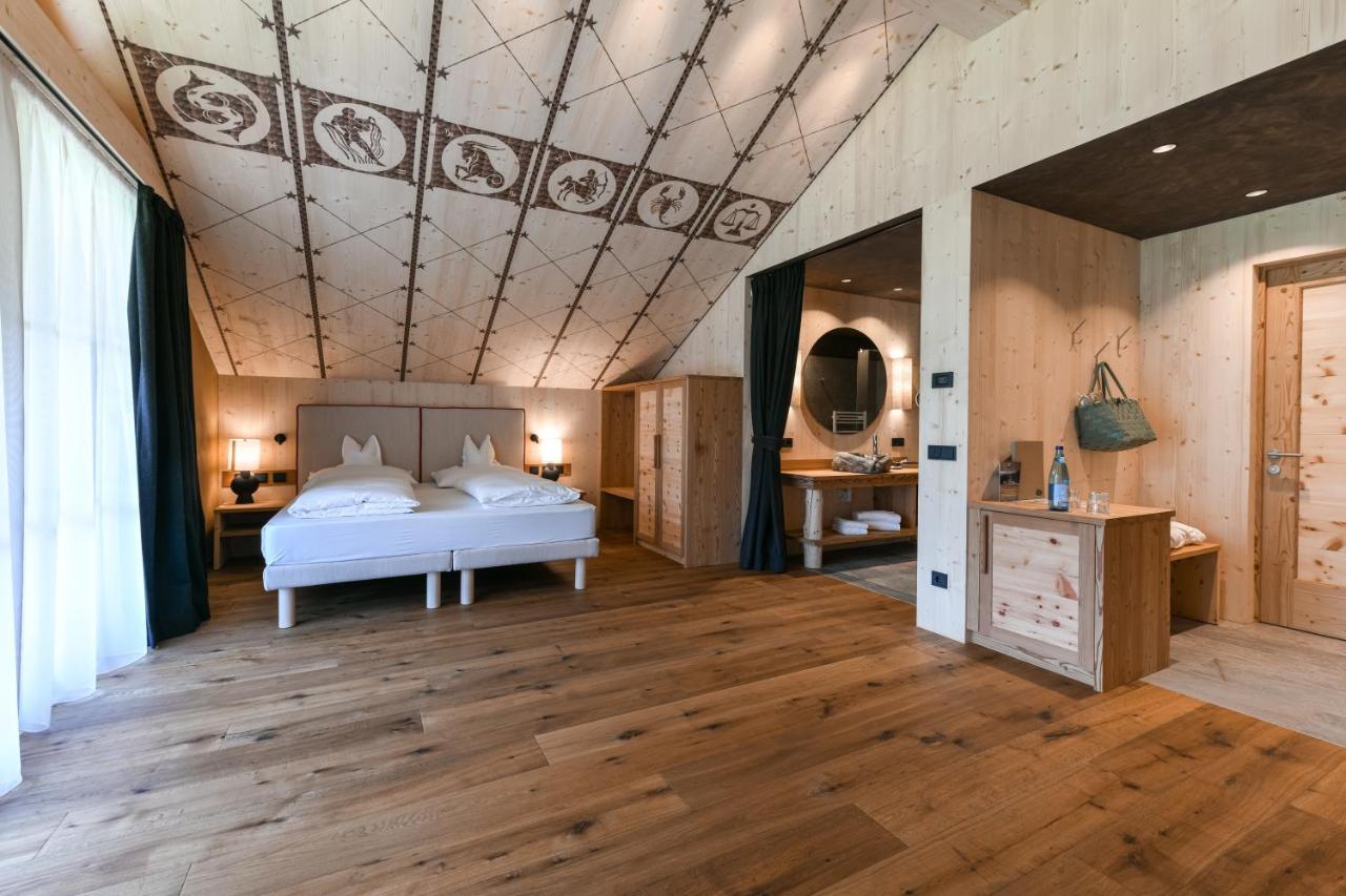 Dolomites Living Hotel Tirler アルペ・ディ・シウージ エクステリア 写真