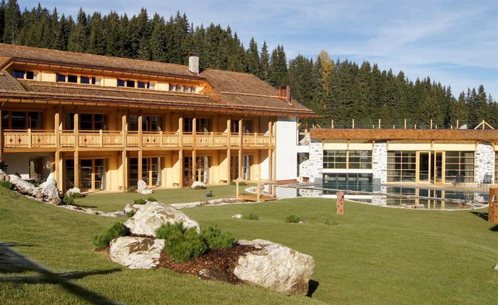 Dolomites Living Hotel Tirler アルペ・ディ・シウージ エクステリア 写真