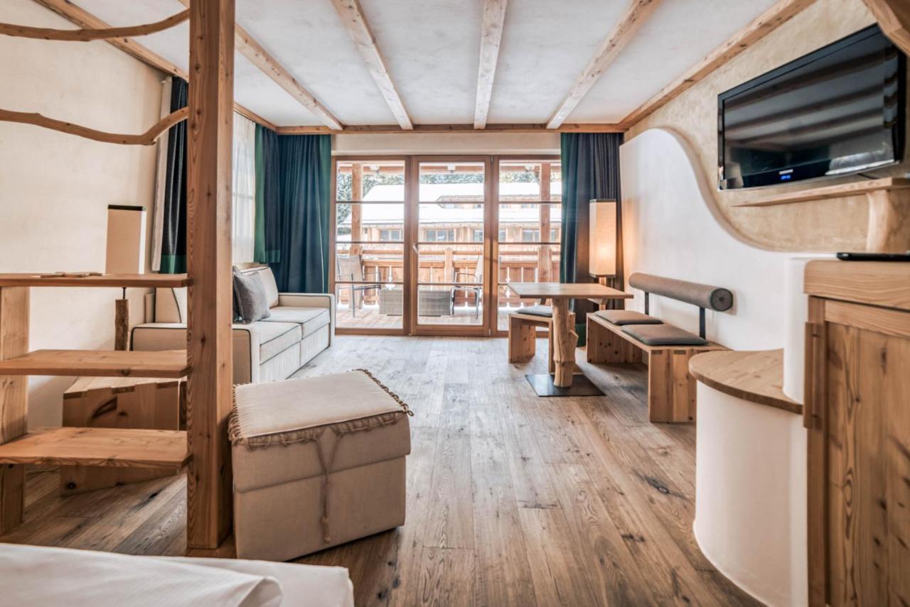 Dolomites Living Hotel Tirler アルペ・ディ・シウージ エクステリア 写真